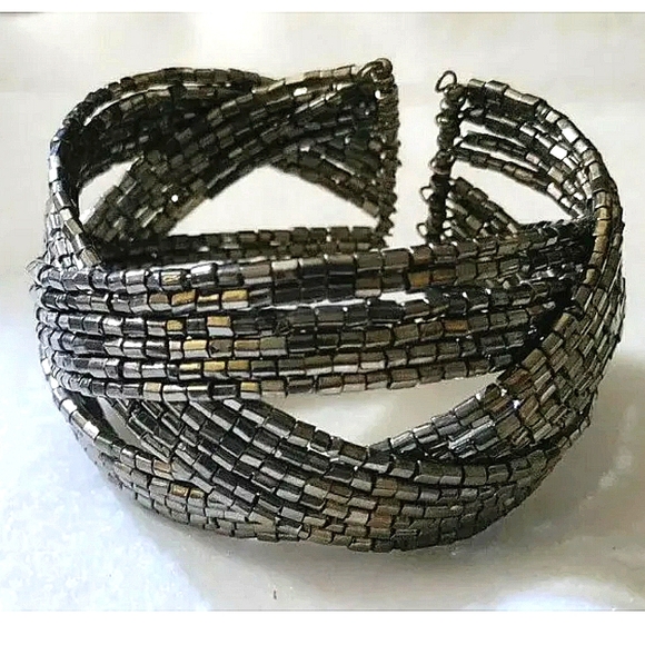 NEW Lot of 2 Women Fashion Bangle Bracelets. Knot Design. Seed Beads. - Picture 10 of 12